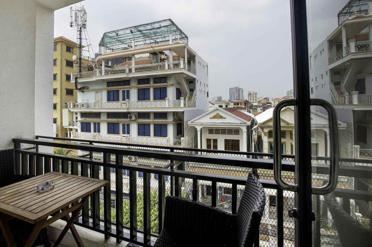 White Residence Hotel & Apartment Phnompenh Exteriér fotografie